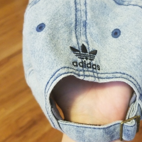 Adidas hat - Picture 2 of 3